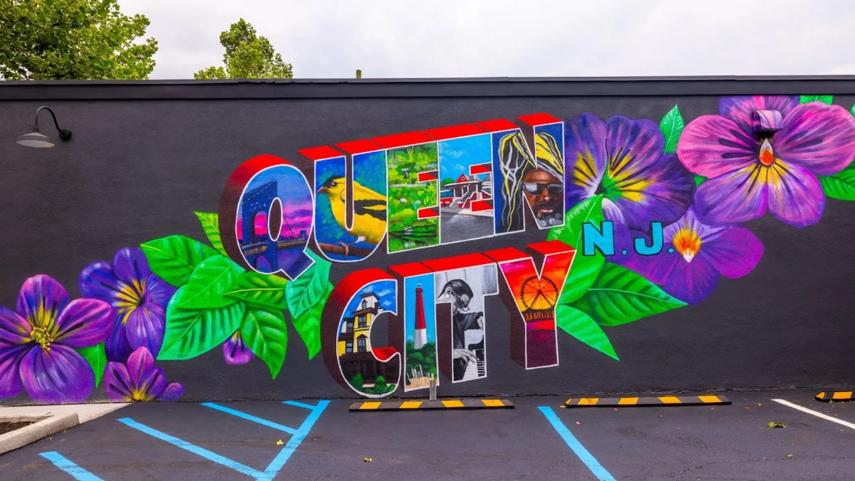 78447d75-403e-4e34-815f-d72805a1492c-Plainfield_Queen_City_Dispensary_mural