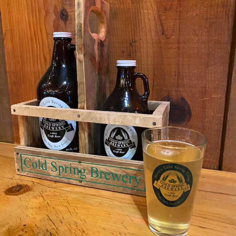 Singing with Swing Radio Show on The Improv Café & World Famous Live Shows of the Top Jazz Vocal Artists of All Time