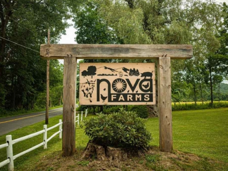 farm-sign