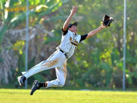 st_petersburg_catholic_40_keswick_christian_jv_baseball_marc_estrada