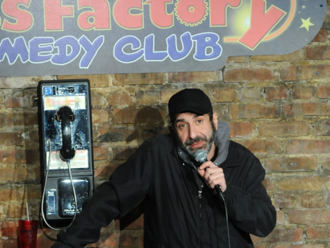 635643469797494890-547567217BB015-Dave-Attell-