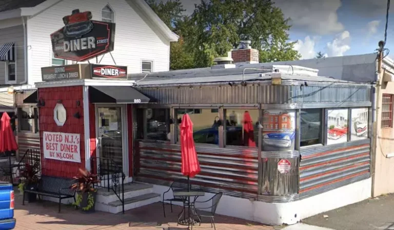 Discover Classic Lunch Spots and Iconic Flavors in New Jersey