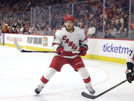 Jack-Roslovic-Hurricanes.jpg
