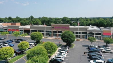 Planet-Fitness-Mayfair-Shopping-Center-Commack-1536-x-1000.jpg