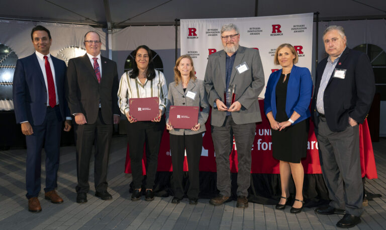 Plant Biology Professor James White and Team Recognized by Rutgers with Agriculture Innovation Award : Newsroom