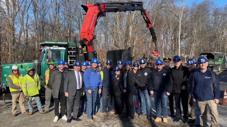 Morris County Leaders & Mayors Join Whippany River Cleanup – Morris County, NJ