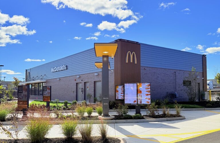 McDonald’s opens newly constructed, 24/7 location at Rutgers Plaza in Franklin Twp