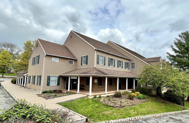 Kislak sells 16K SF mixed-use property in Hunterdon County for $1,275,000