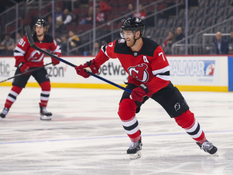 Dougie-Hamilton-Devils-2.jpg