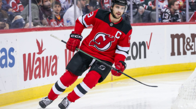 Nico-Hischier-Devils.jpg
