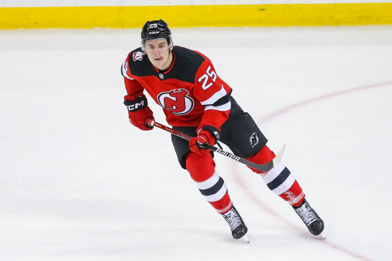 Devils Have 4 AHL Comets to Watch Ahead of 2025 Trade Deadline – The Hockey Writers – Utica Comets