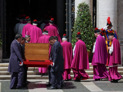2025-04-26T110429Z_1970864865_RC2M5EAU6KED_RTRMADP_3_POPE-FRANCIS-FUNERAL-1745665564