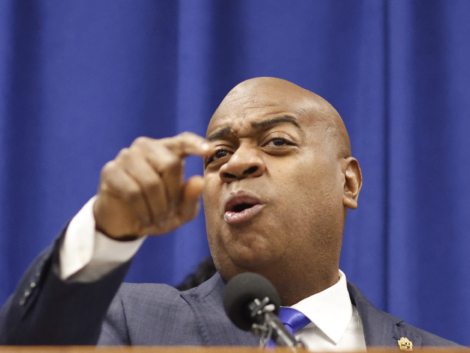 Newark Mayor Ras Baraka speaks at a press conference in Newark, New Jersey, on January 24, 2025, one day after the arrest of migrants by the Immigration and Customs Enforcement (ICE). ICE reportedly arrested migrants at the Ocean Seafood Depot in Newark. (Photo by Kena Betancur / AFP) (Photo by KENA BETANCUR/AFP via Getty Images)