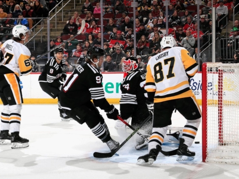 Pittsburgh Penguins v New Jersey Devils