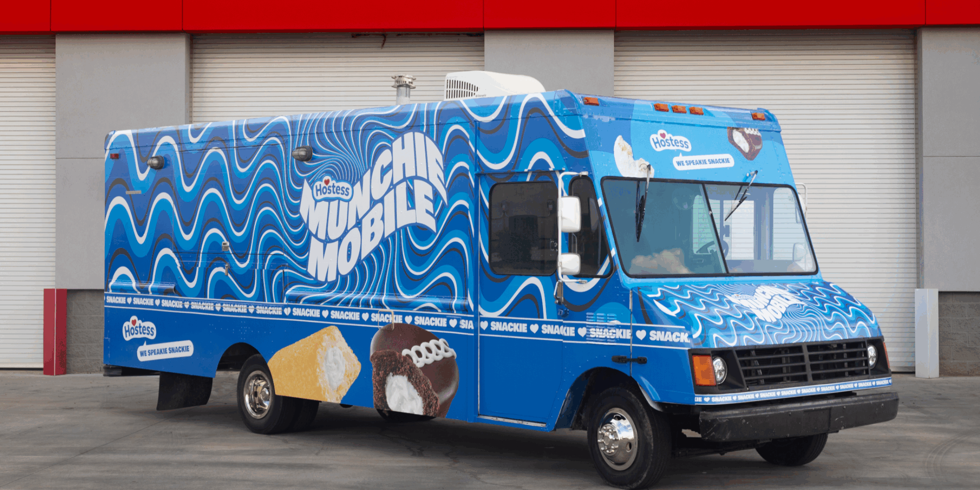 Hostess-Munchie-Mobile.tUK-oi5k