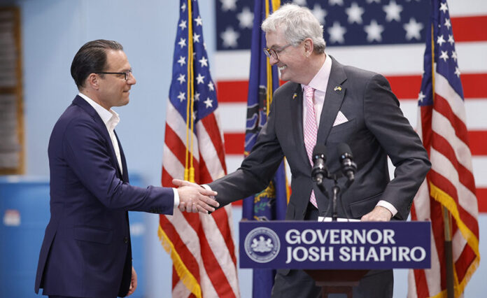 On April 13, Gov. Phil Murphy and Pennsylvania Gov. Josh Shapiro visited the International Union of Painters and Allied Trades (IUPAT) District Council 21 training facility in Philadelphia to tour the innovative center and announce their intention to form an interstate task force to address wage theft and worker misclassification in the two states.