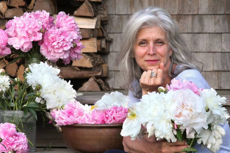 Kathleen Gagan’s Peony Paradise: Peony’s Envy Blossoms in Bernardsville, NJMeet New Jersey’s Peony Queen
