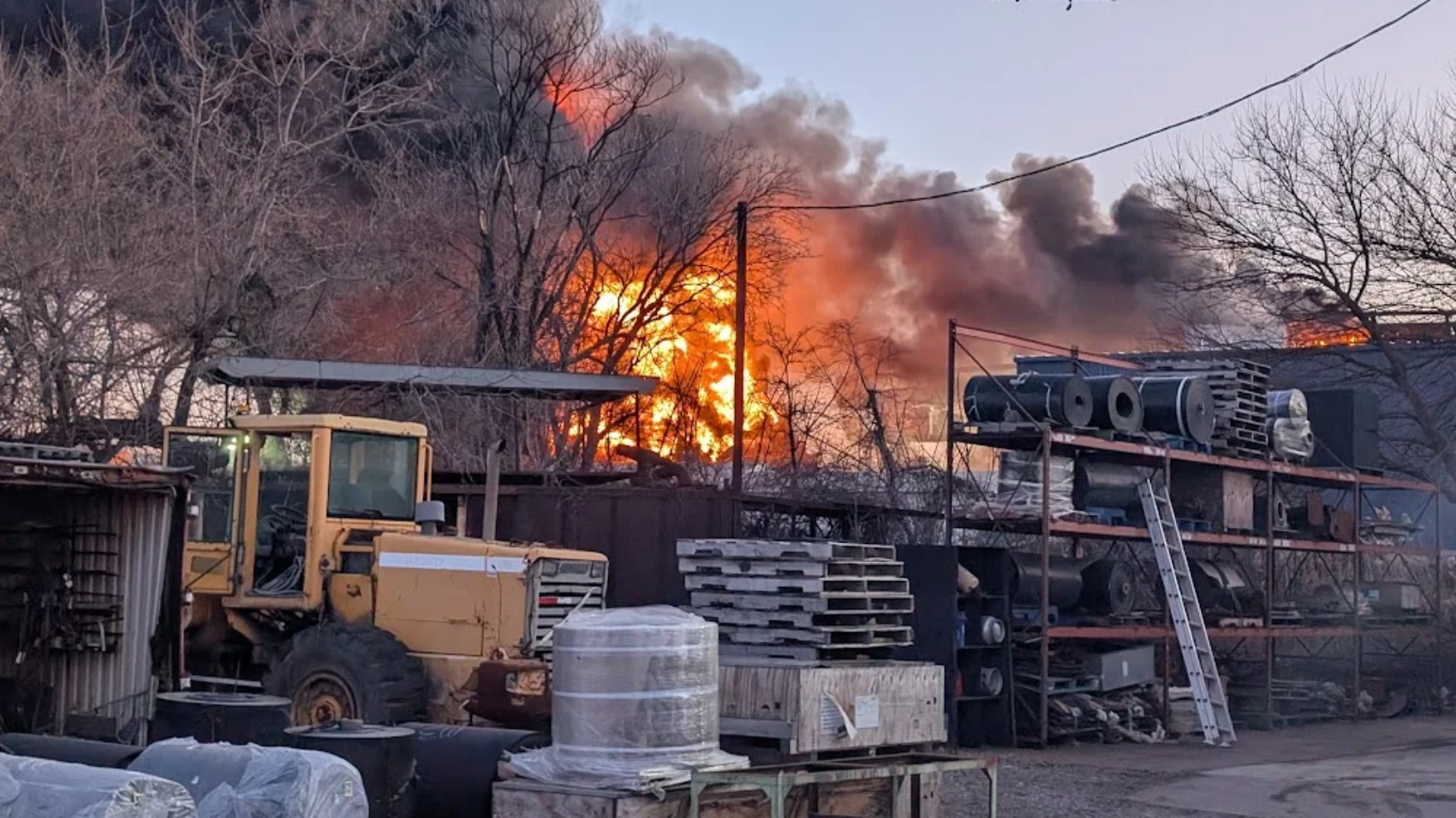 emr-fire-camden-scrapyard