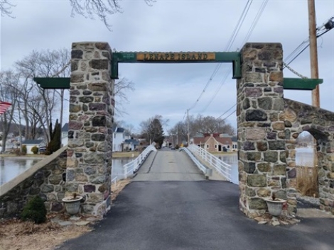 lenape-trail-bridge-gate-web