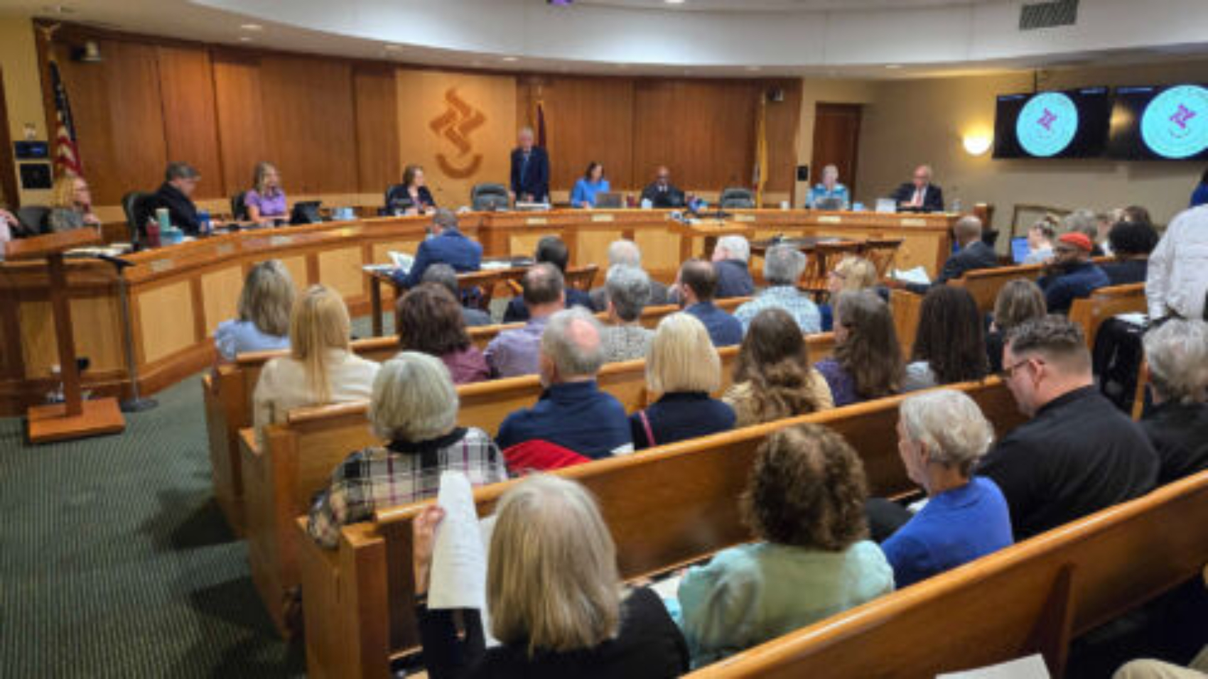 summit-council-meeting-homeless-ordinance-480x270