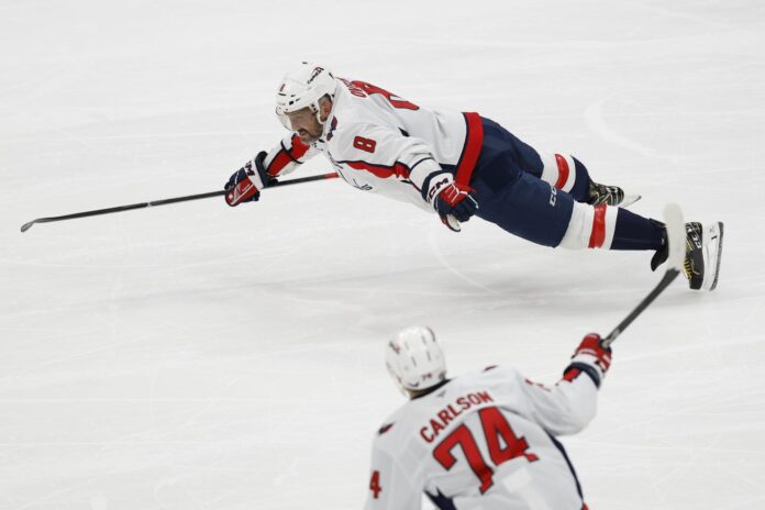 NHL: Washington Capitals at New York Islanders