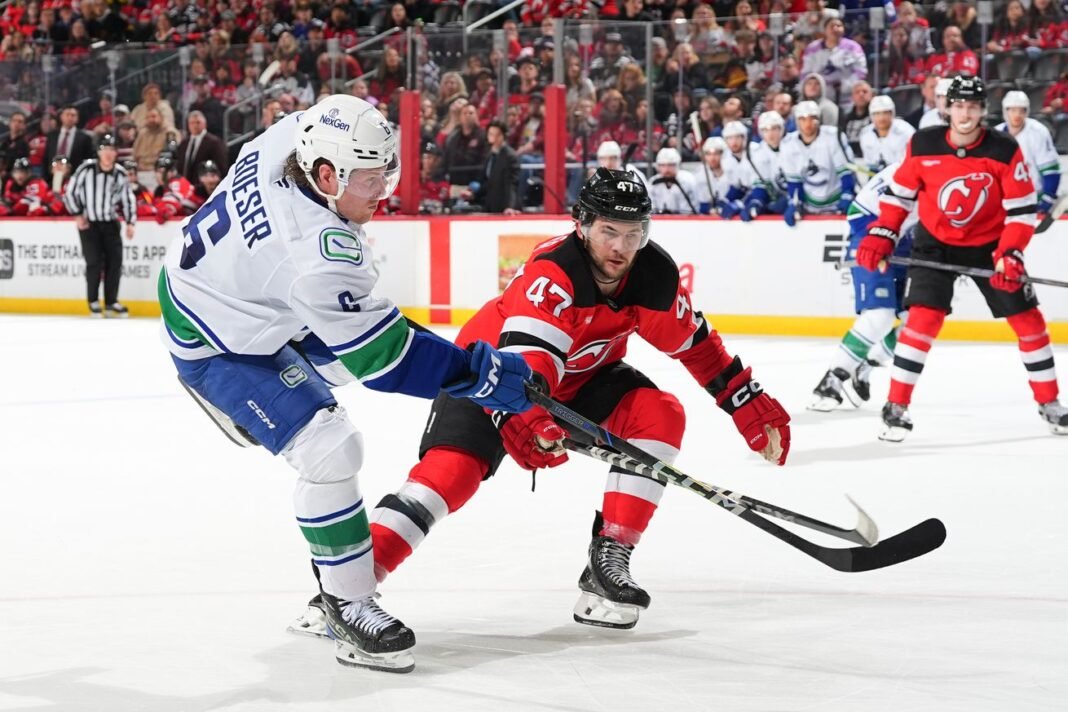 22069090910 Vancouver Canucks v New Jersey Devils