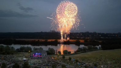 83885486007-overpeck-park-fireworks