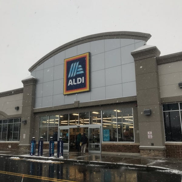 ALDI_2020_InStore_Bag_Hero-620×330-1-3.jpg