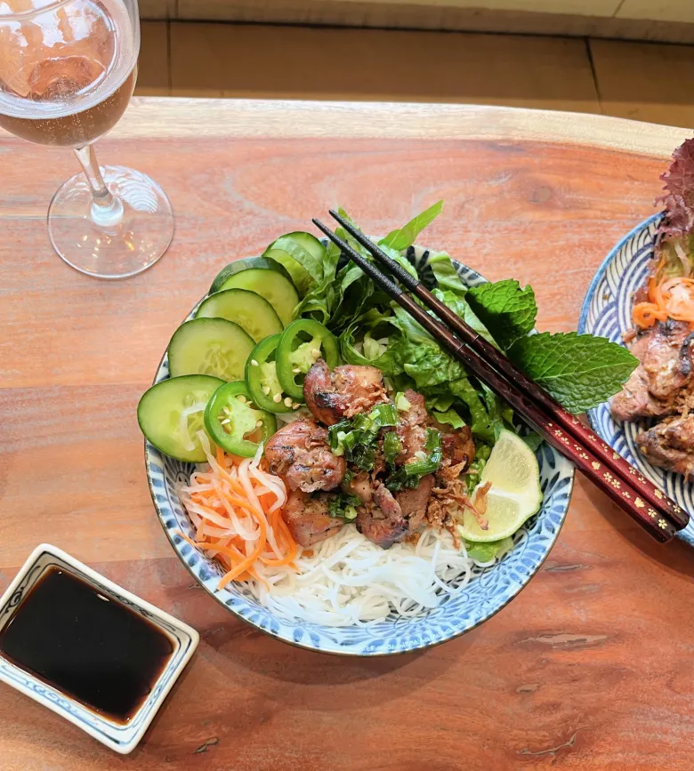 Banh-Voyage-Chicken-Vermicelli-Bowl-PHOTO-CREDIT-MARY-CONNOLLY-scaled-1.webp
