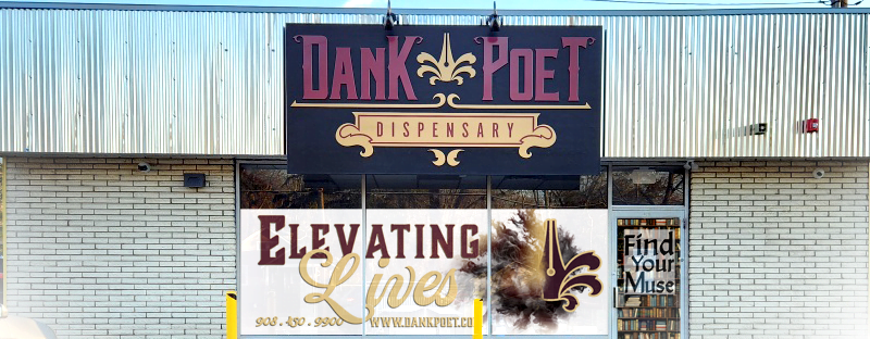 Banner-Store-front-with-window-screens-copy-2.png