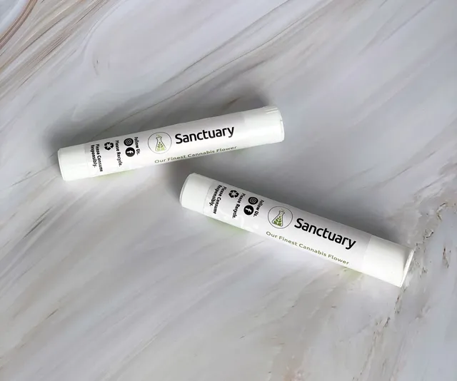 Cannabis_Sanctuary-Medicinals_-Products-2-640w.webp