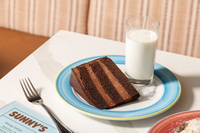 OCR_Sunnys_Chocolate_Cake_GBonghi_EXP071726