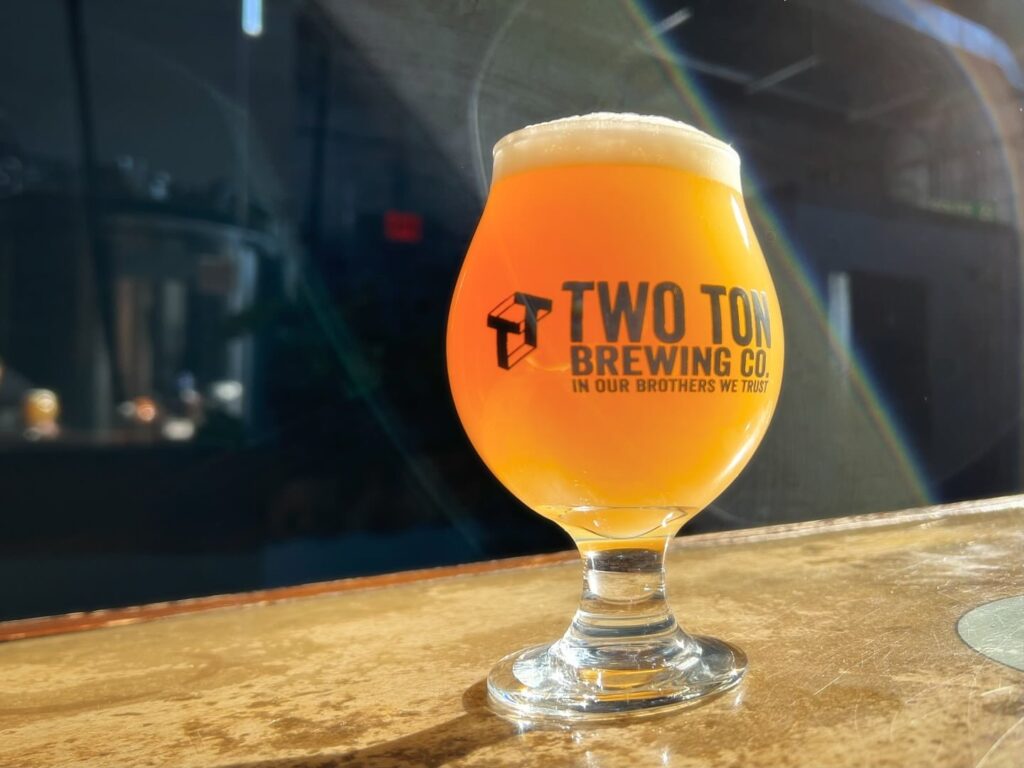 Two-Ton-Brewing.jpg
