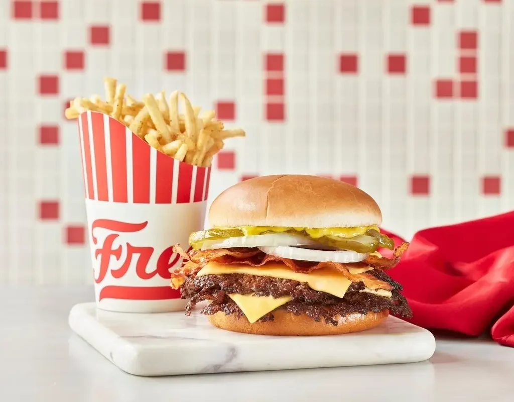 bacon-cheese-burger-1201x800___06142345748