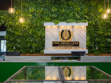 sign-for-One-Green-Leaf-Dispensary-Gibbsboro-NJ-360-Virtual-Tour-for-Cannabis-store