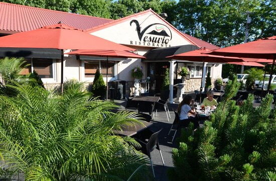 vesuvio-pizzeria-ristorante.jpg