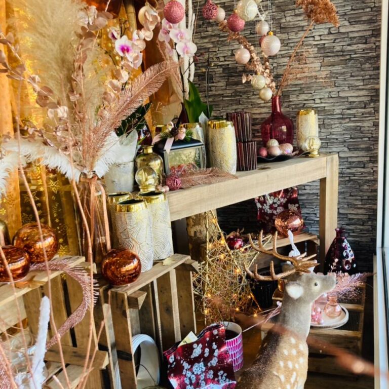 La Valse des Fleurs Brings Café and Floral Boutique Elegance to Downtown Englewood