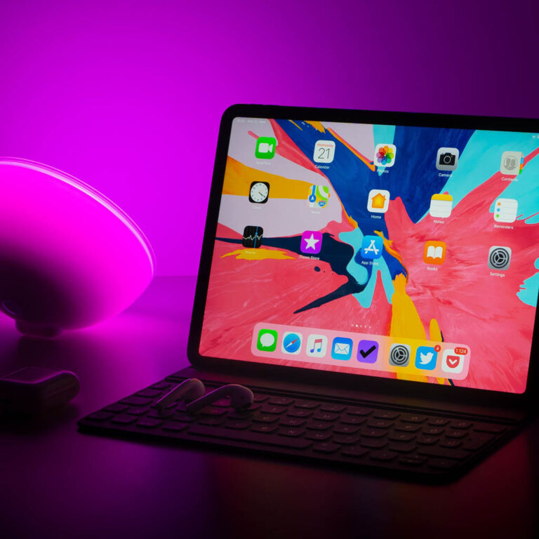 Fashion Bloggers Hijacked the Industry, Cutting a big Piece of Earnings