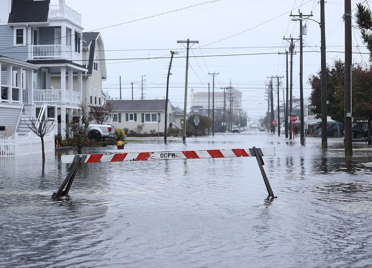 Powerful Nor’easter Strikes New Jersey, Coastal Communities Face Flooding and High Winds