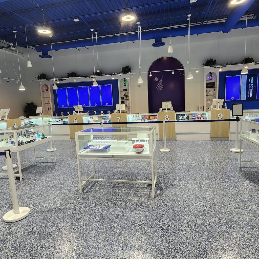 1SN89n2YTZy1ac4t1Uk3_dispensing_room_3