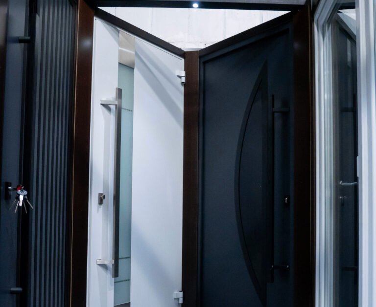 Parlin Debuts Premier European Door and Window Experience