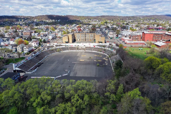 New Jersey High School Sports Heat Up as Fall Competition Reaches Its Peak Across the Garden State