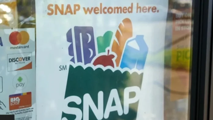 cbsn-fusion-how-snap-funding-lapse-due-shutdown-affect-americans-thumbnail