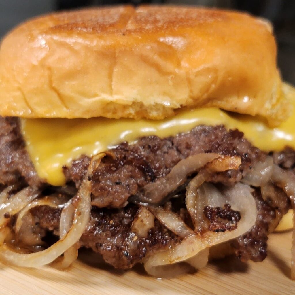 smash_burger_closeup