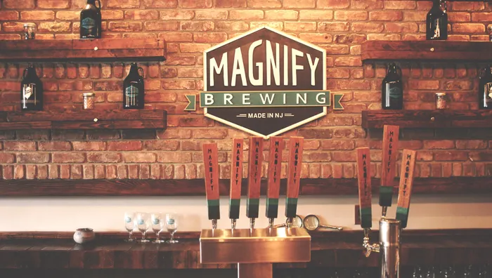 636420172952224140-Bar-3