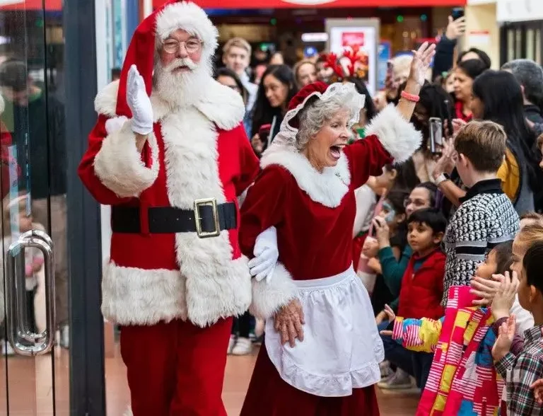 Cape May Ushers In the Season With a Festive Holiday Preview Weekend and Santa’s Grand Arrival in Princeton