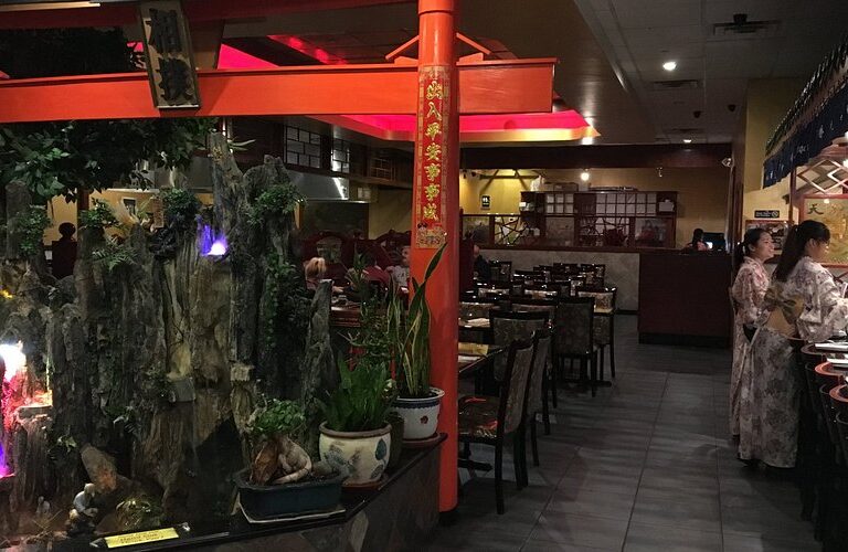 SUMO Hibachi Steakhouse and Sushi Bar