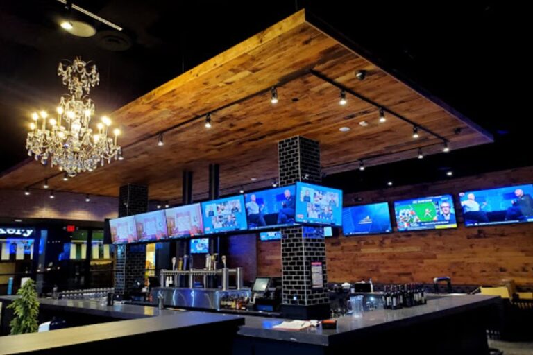 tommys-tavern-and-tap-princeton-nj-interior-3-768×512