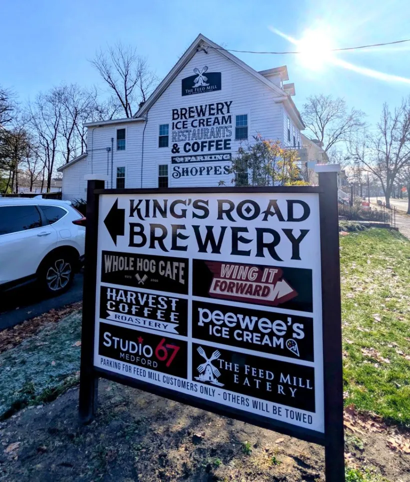 The-Feed-Mill-Eatery-at-The-Feed-Mill-Medford-871×1024