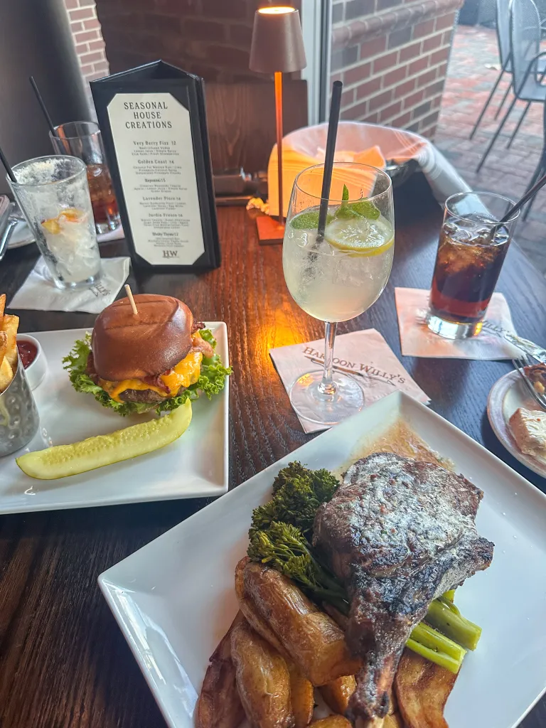 harpoon-willys-dinner